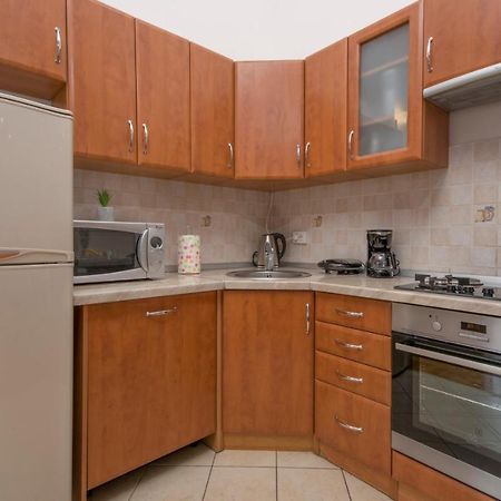 City Centre Sea View Apartment Pula Ngoại thất bức ảnh