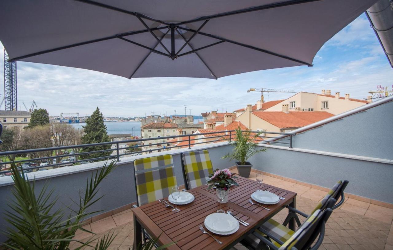 City Centre Sea View Apartment Pula Ngoại thất bức ảnh